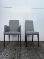 stuhlsets-lavida-6er-set-stuhl-diverso-leder-toledo-smog-grau-gestell-nussbaum-lackiert-351-03-47951-8