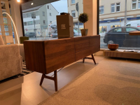 kommoden-sideboards-artisan-sideboard-tesa-nussbaum-a03-raumteiler-262-42-10960-2