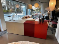 Kettnaker - Sideboard Soma Lack Matt Koralle Orange Rot Lack Matt Rubin Rot Und Lack Matt Steingrau Grau Mit Glasfachböden - 5