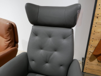 Natura - Drehsessel Aberdeen Leder WM Anthrazit Fuß Edelstahl mit Herzwaage - 3