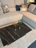 Contur - Couchtisch Atri Platte Keramik Rock Gold Schwarz Grau Gestell Metall Schwarz - 3