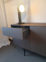 Piure - Sideboard Nex Oberfläche Glas Gewellt GW92 Copper M39 Kupfer Braun Gestell P43 Coal Schwarz - 7
