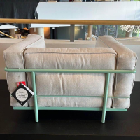 Cassina - Sessel LC3 Stoff Lipari Cenere Beige Gestell Metall Grün Matt Lackiert - 4