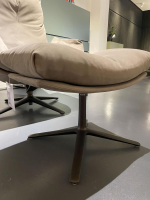 COR - Drehsessel Cordia Leder Puro 684 Grigio Grau Lounge Gestell Metall Feinstruktur Schwarzbraun Inklusive Hocker - 4