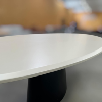 COR - Esstisch Conic Oval Platte MDF Lack NCS S20 05 Y40 Beige Gestell Mineralstein Schwarz Lackiert - 4