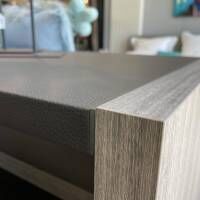 Molteni & C - Ankleide Gliss Master Korpus Böden Rückwand aus Zirbelkiefer Silber mit Beleuchtung - 5