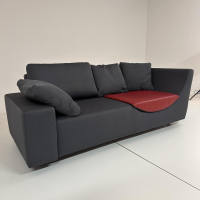 3-sitzer-sofas-werther-sofa-wave-bezug-stoff-u2952g-grau-schwarz-einlegekissen-leder-l9999b-rot-6
