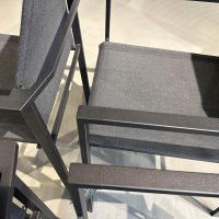 Barlow Tyrie - 4er-Set Stapelstuhl Mercury Bespannung Sunbrella Sling Charcoal Schwarz Gestell Edelstahl Graphite Carbon Schwarz - 3