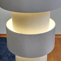 Bielefelder Werkstätten - Stehleuchte Soho Schirm Kiesel Sand Fuß Nickel Matt - 12