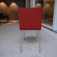 einzelstuehle-vitra-stuhl-03-sitzschalenfarbe-signalrot-untergestell-pulverbeschichtet-silber-glatt-2
