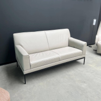 Jori - Sofa Glove Pure Leder Celia Egg Creme Füße Metall Schwarz Pulverbeschichtet Mit Verstellbaren Armlehnen - 4