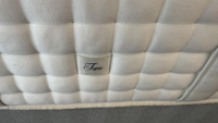 Schramm - Bett Nuvola Stoff Mario 3150 Light Grey Grau Füße Buche Schwarz Lackiert Inklusive Matratzen - 5