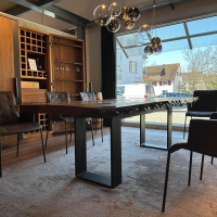 Riva1920 - Esstisch Kauri Newton Platte Holz Kauri Mit Kunstharz Ausgegossen Gestell Eisen Irondust Lackiert - 6