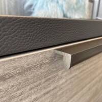 Molteni & C - Ankleide Gliss Master Korpus Böden Rückwand aus Zirbelkiefer Silber mit Beleuchtung - 20