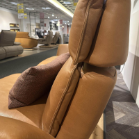 Koinor - Sofa 2-Sitzer Leder B-Toro Whisky Braun Plateau Metallrahmen Schwarz Matt Balkeneichenfurniert - 5