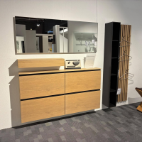 Sudbrock - Garderobe Tando Eiche Furniert 127 Milk Lack Matt 436 Cosmos Schwarz Mit Lamellenpaneel Und Beleuchtung - 3