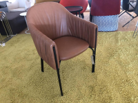 Freifrau - Armlehnstuhl Celine Leder Sahara 60007 Cognac Braun Gestell Metall Schwarz Pulverbeschichtet - 4