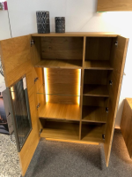 Schröder Franz - Wohnwand Kitzalm Solid Plus K050 Kernasteiche Natur Furniert Gebürstet Akzentglas Schiefer Grau Inklusive Beleuchtung - 5