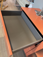 Raum.Freunde - Sideboard Henri Lack Ant Red Rot Orange Füße Metall - 6