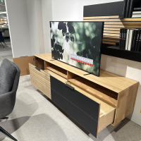 Wöstmann - Wohnwand WM 2320 Holz Kanadische Erle Massiv Natur Mit Mattglas Front Und Beleuchtung - 3