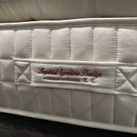 Treca Interiors - Bett Tournelle Stoff C Gasparde Grau Beige Füße Metall Schwarz Inklusive Matratzen Und Topper - 7