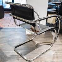 relaxsessel-thonet-sessel-s-533-lf-kernleder-schwarz-gestell-chrom-343-02-51460