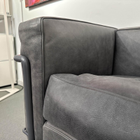 Cassina - Sessel LC2 Cl Edition Leder Victoria Anthrazit Gestell Metall 13Z353 Grau Matt Lackiert - 2