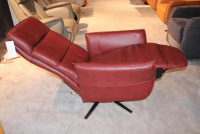 Carina - Relaxsessel 9066 Leder J Mercury Rot mit Verstellfunktion - 3