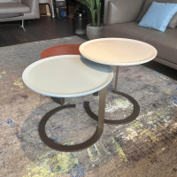 Christine Kröncke - 3er-Set Beistelltisch Trio Platte Lack High Hell Beige Medium Ocean Grau Low Maroon Braun Rot Metallgestell Bronze Look Schwarz - 2