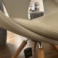 Tonon - Stuhl UP Chair Leder 7 Beige 4 Fuß Gestell Nussbaum Drehbar - 2