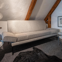 2-sitzer-sofas-jori-sofa-glove-pure-stoff-bembebis-c0720-grau-gestell-schwarz-lackiert-238-01-20147-5