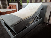 Global - Boxspringbett Valencia Stoff Luca 158 Niagara Blau mit 2 Matratzen und Topper - 2