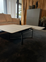 Contur - Couchtisch Cena Tischplatte Keramik Marble Gestell Metall Schwarz - 3