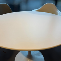 Knoll International - Esstisch Saarinen 91x91 Tulip Platte Weiß Gestell Aluminium Weiß - 2