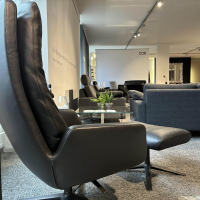 COR - Drehsessel Cordia Leder 282 Basalt Grau Schwarz Gestell F01 Schwarz Braun Kunststoffgleiter Mit Hocker - 2