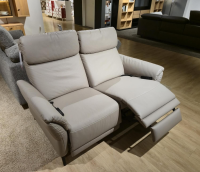 Mondo - Sofa Sunatra Stoff Caballo Light Grey Grau Metallfuß Schwarz Matt Mit Motorischer Herz Waage Funktion - 3