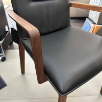 Conde House - Stuhl Challenge 2911 Leder Schwarz Gestell Nussbaum Massiv - 6