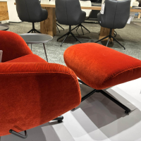 Brühl - Sessel Victor High Mit Hocker Stoff 4473 14 Rot Kreuzfuß Metall Schwarz 360 Grad Drehbar Rücken Stufenlos Verstellbat - 7