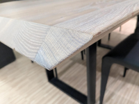 kf furniture - Esstisch Theben Ast-Eiche Gestell Stahl  Pulverbeschichtet Schwarz - 3