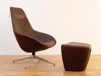 Wilkhahn - Loungesessel Yonda 322/34 Leder 87/85 Braun mit Hocker 322/2 - 3