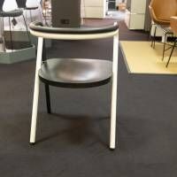 stuhlsets-cappellini-chair-2-gestell-esche-massiv-schwarz-metallrohr-weiss-matt-sitzflaeche-9